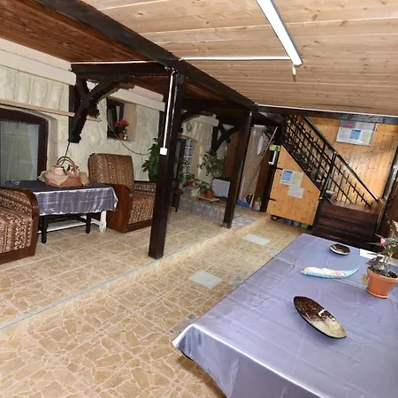 Casa Tudor